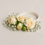Armband med vita rosor